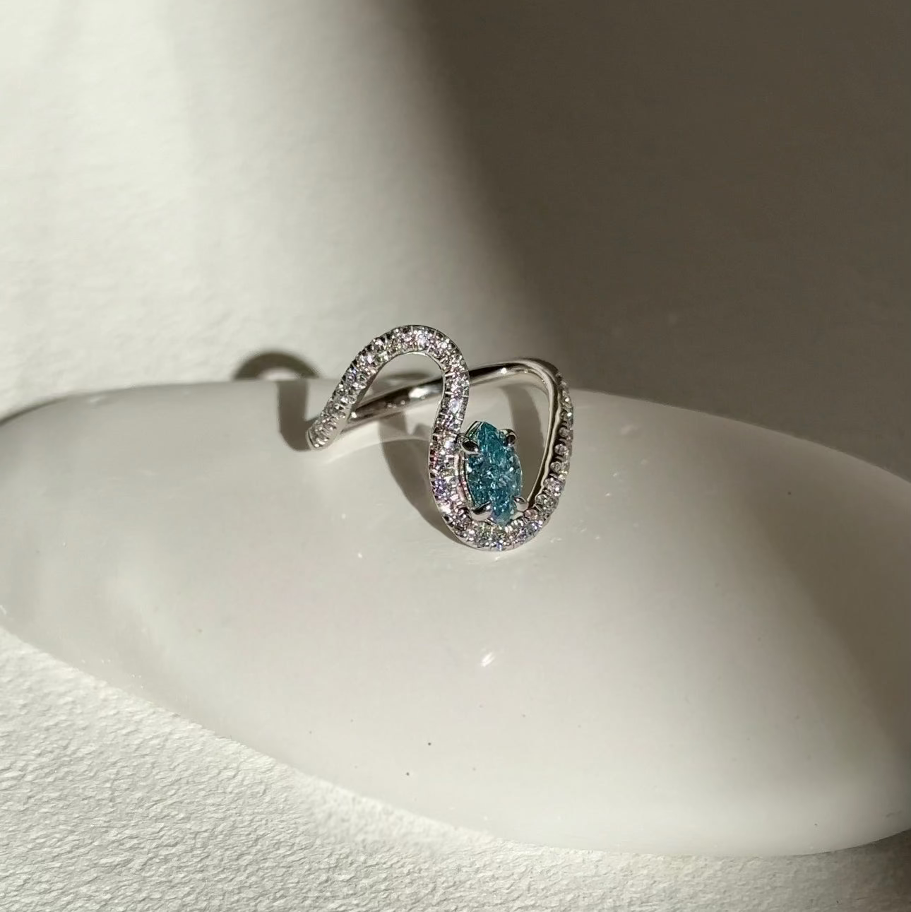 Sora Marquise Ring